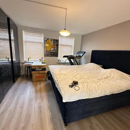 Вилла Newly Renovated Family House In The Center Of For Maximum 8 People Ольборг