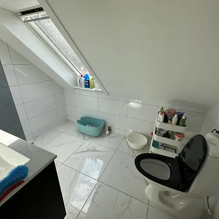 Newly Renovated Family House In The Center Of For Maximum 8 People Villa *